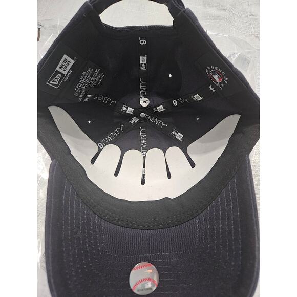 New Era Womens Curved Brim Adjustable Yankees Hat Navy - Picture 8 of 8